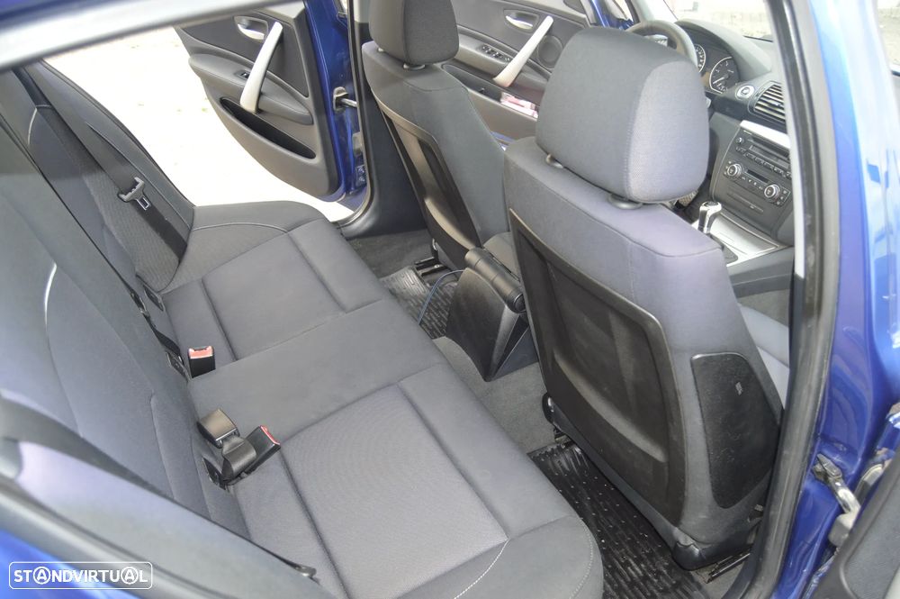 BMW 118 d - 6