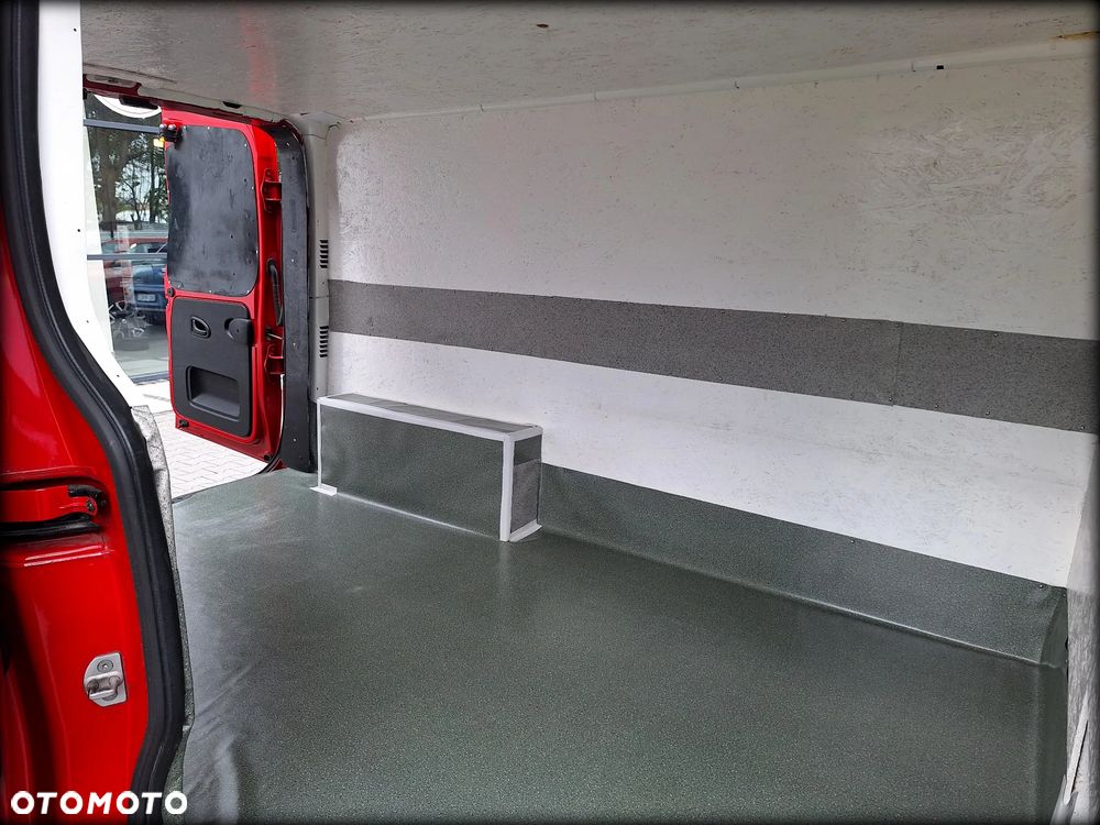 Renault TRAFIC - 23