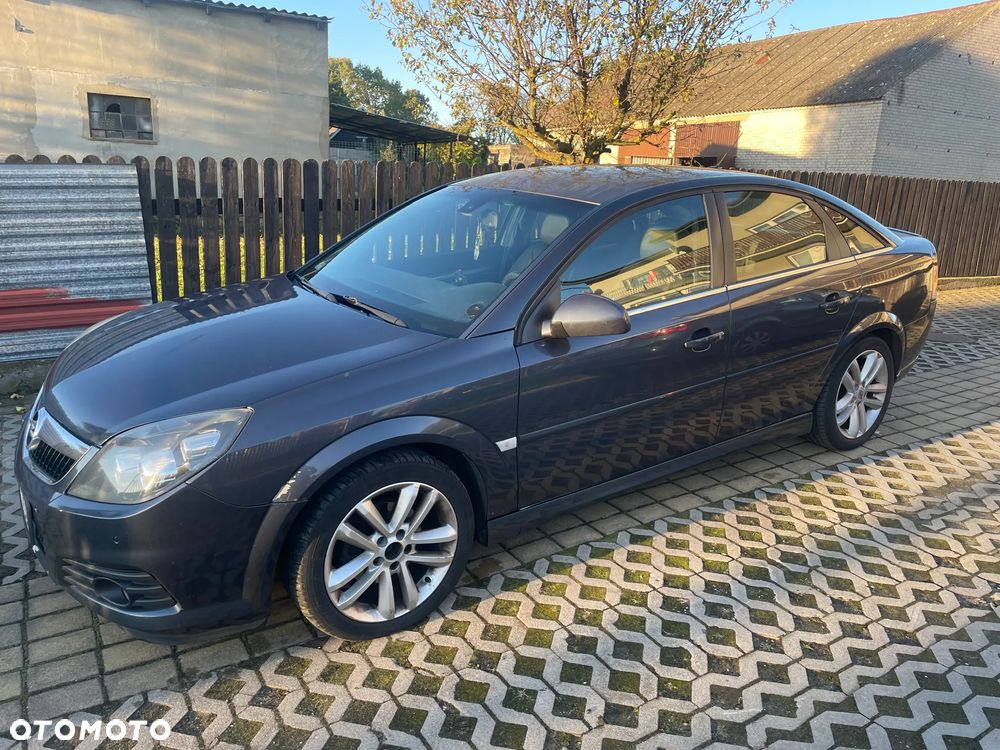 Opel Vectra 1.9 CDTI Cosmo - 19