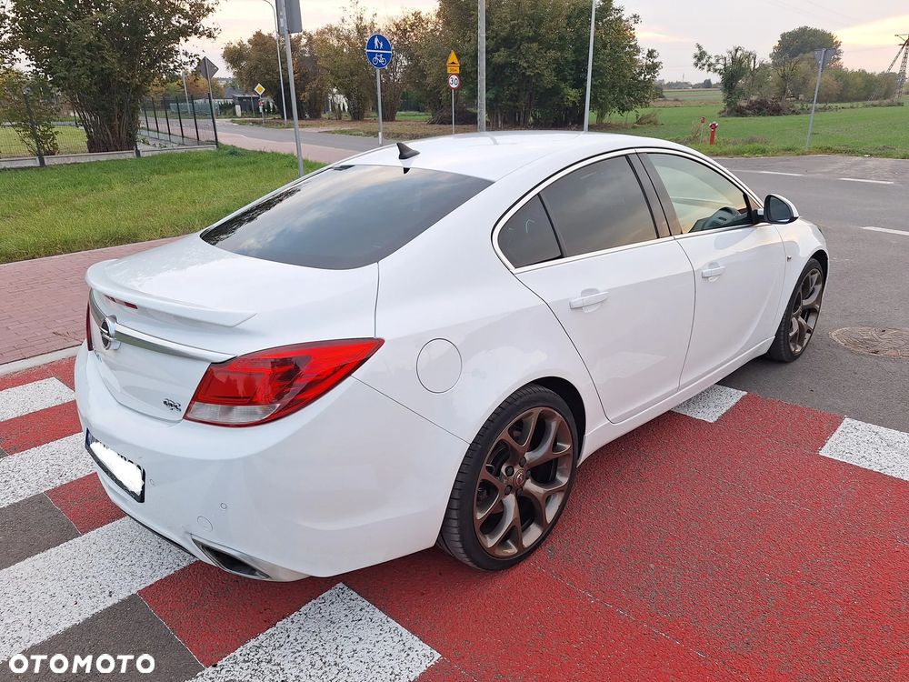 Opel Insignia - 8