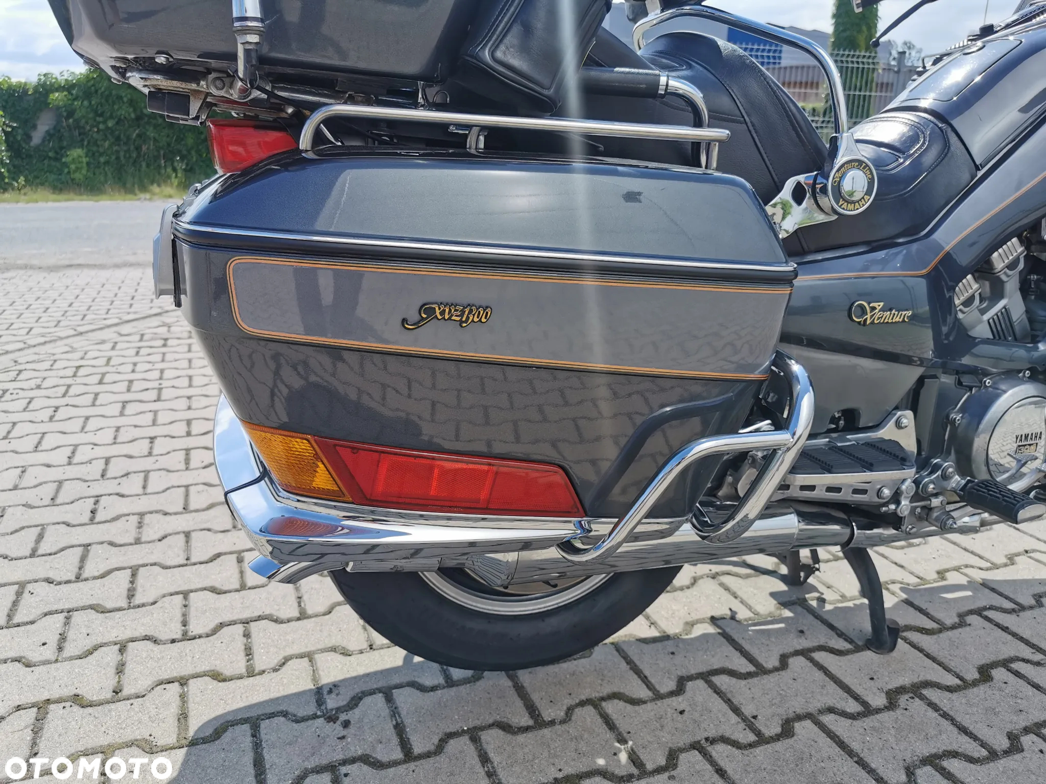 Yamaha XVZ - 17