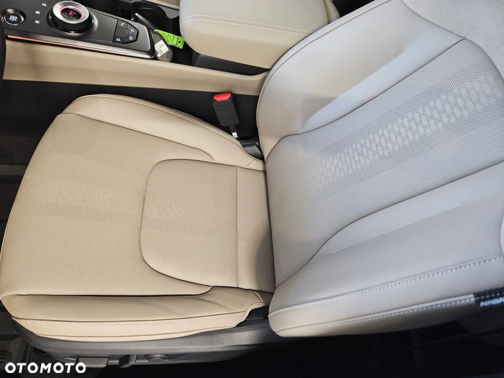 Kia Sportage 1.6 T-GDI HEV Business Line 4WD - 12