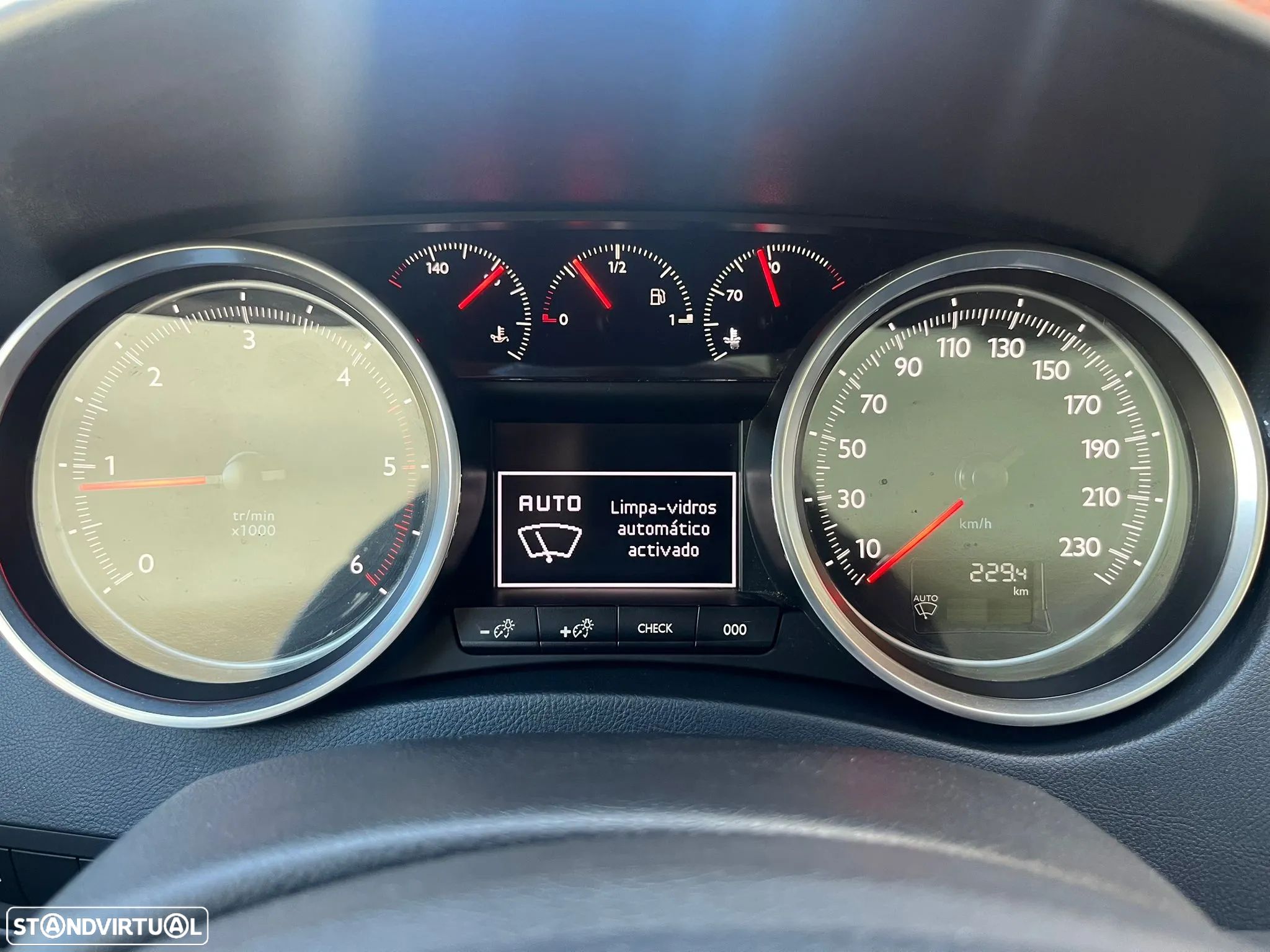 Peugeot 508 SW 1.6 e-HDi Allure - 28