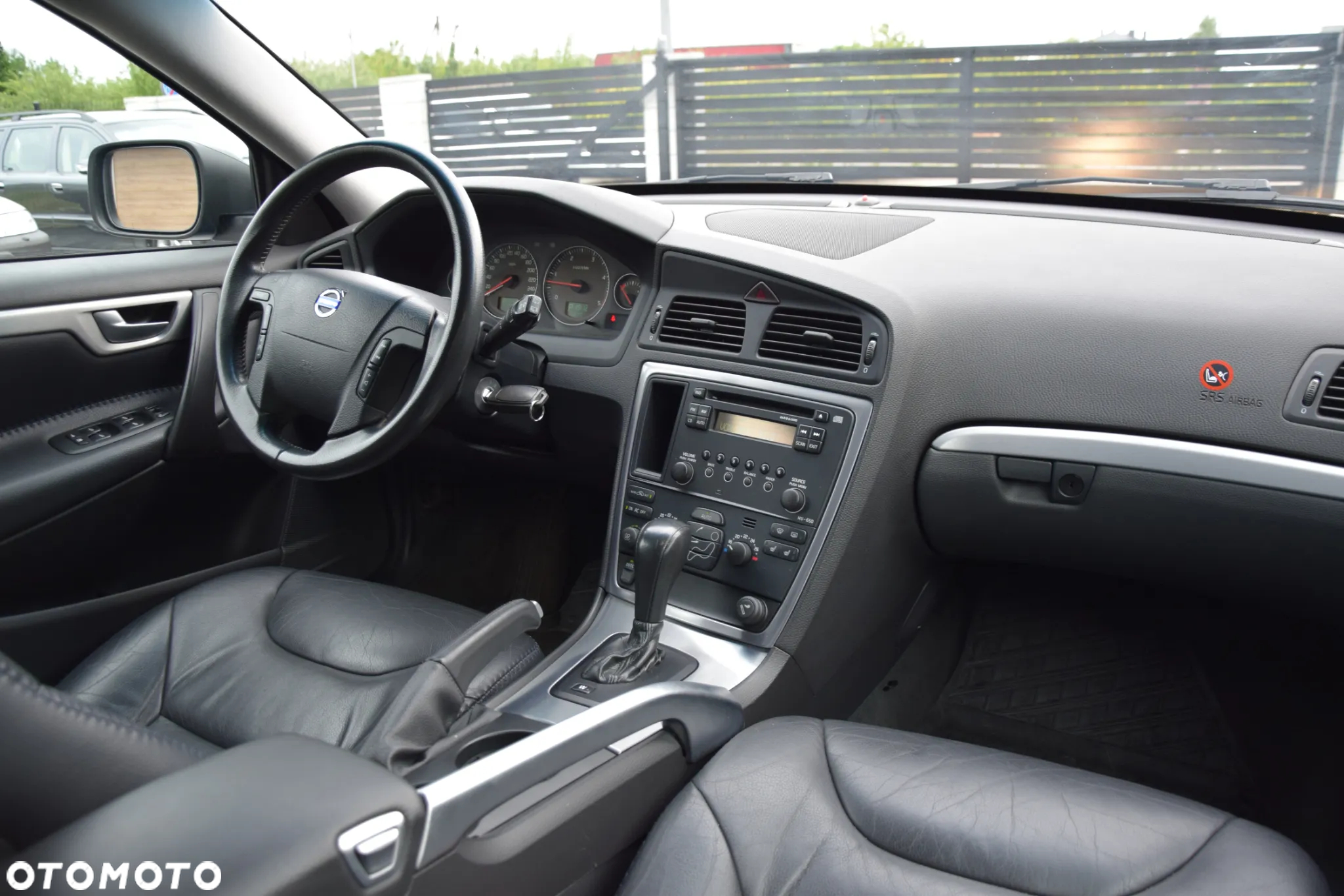 Volvo XC 70 D5 AWD Momentum - 31