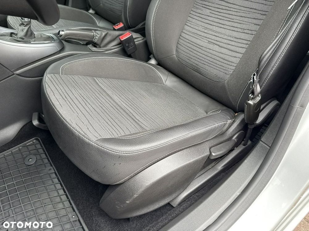 Opel Astra 1.4 T Active - 25