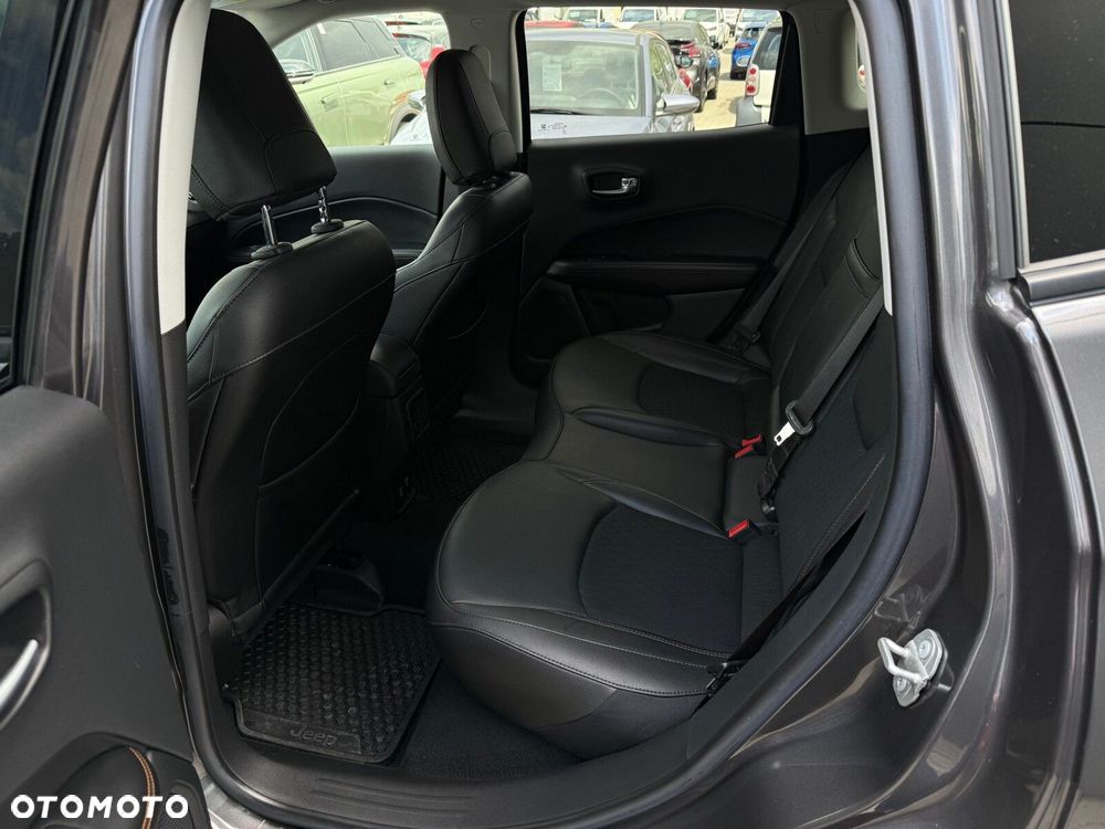 Jeep Compass 1.3 TMair Limited FWD S&S DDCT - 9