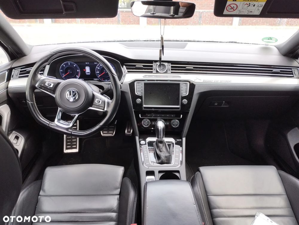 Volkswagen Passat - 5