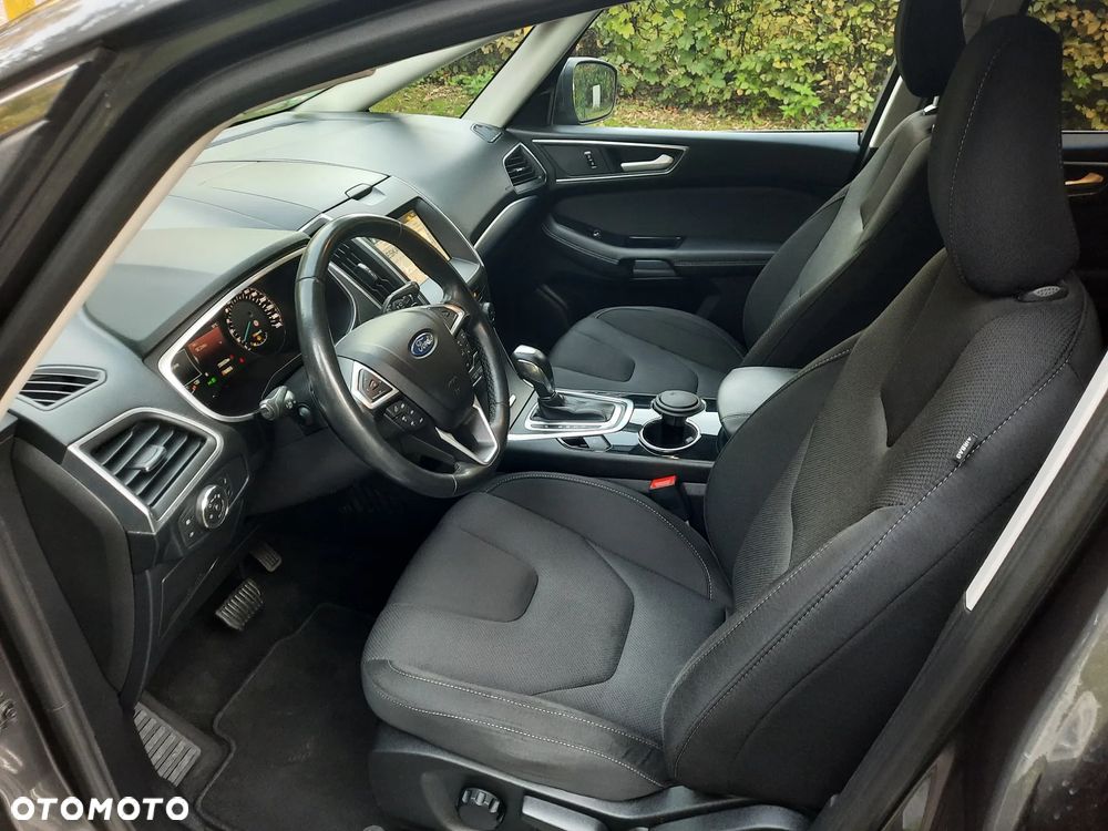 Ford S-Max - 20