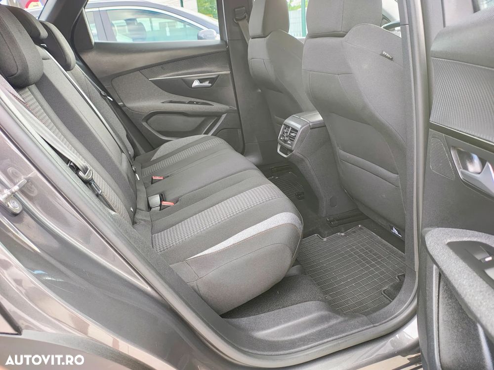 Peugeot 3008 PureTech 130 Stop & Start GPF Active Business-Paket - 7