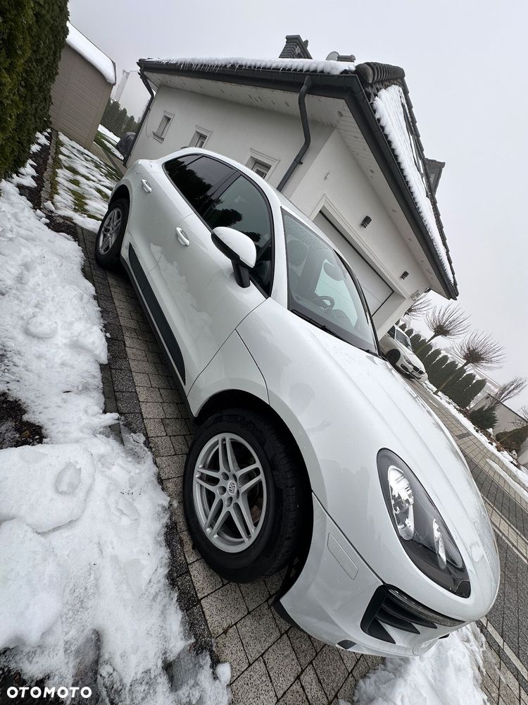 Porsche Macan Standard - 8