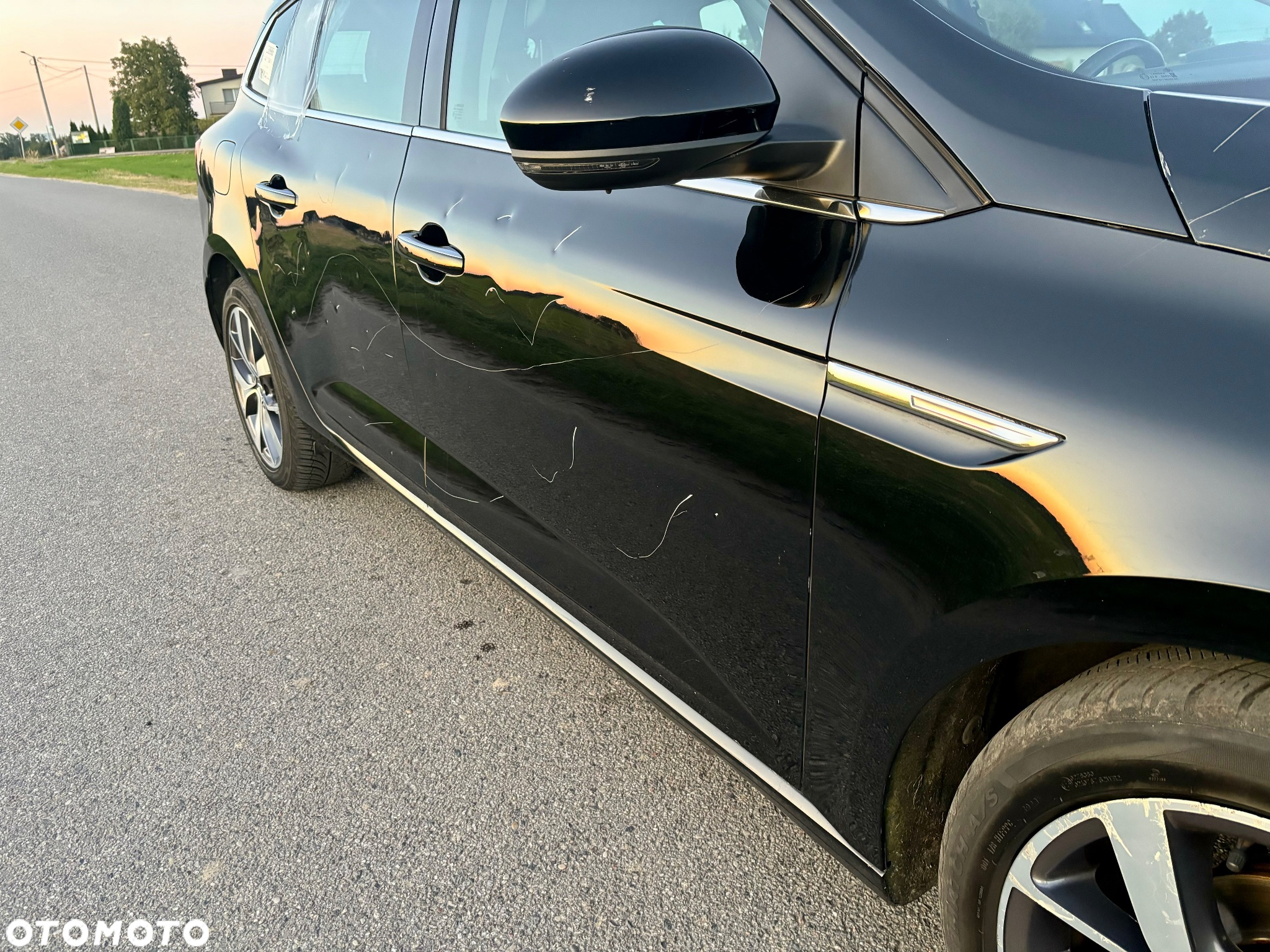Renault Megane 1.5 dCi Limited EDC EU6 - 4