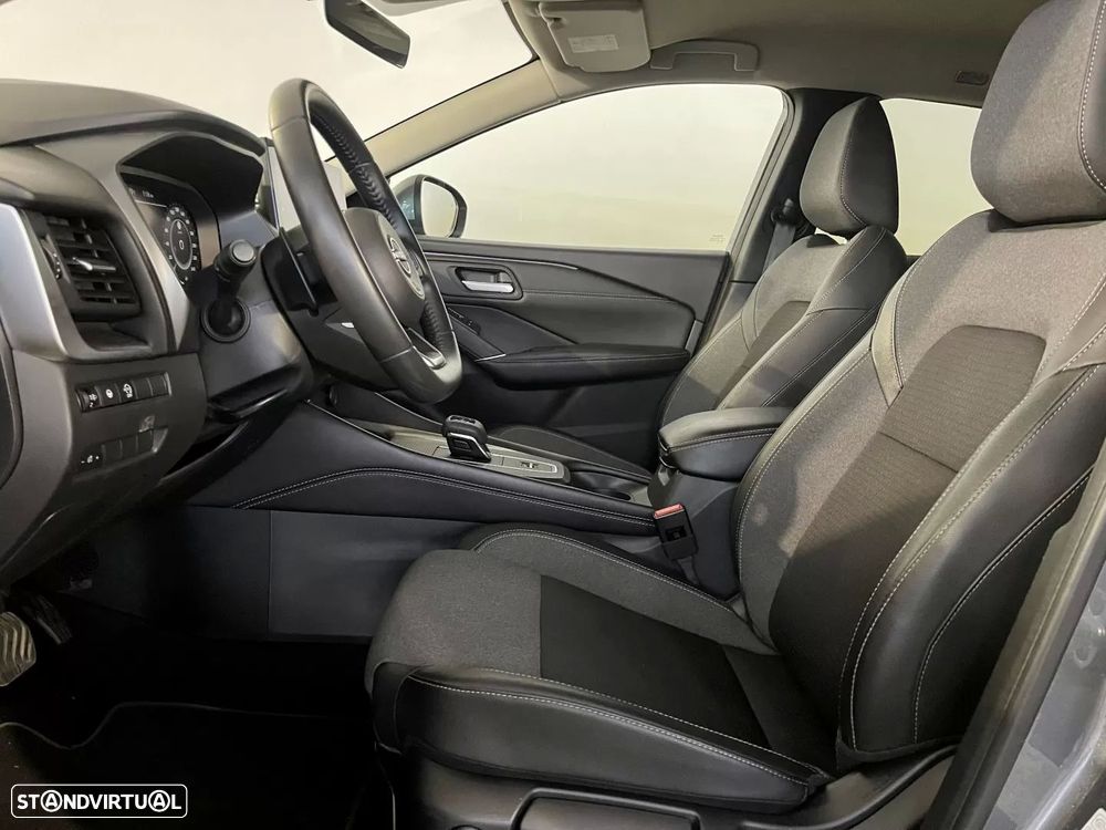 Nissan Qashqai 1.3 DIG-T N-Connecta LED Xtronic - 26