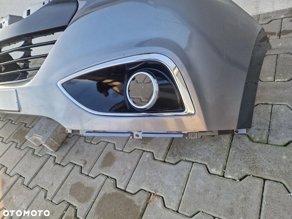 Zderzak Hyundai ix35 bez dziur - 3