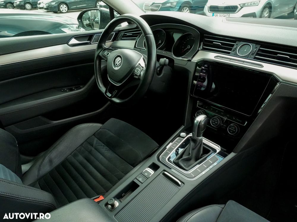 Volkswagen Passat 2.0 TDI DSG 4Motion Highline - 11