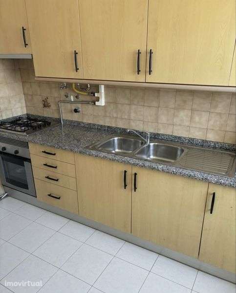 Apartamento T3 - Vale da Amoreira para arrendar - Grande imagem: 2/12