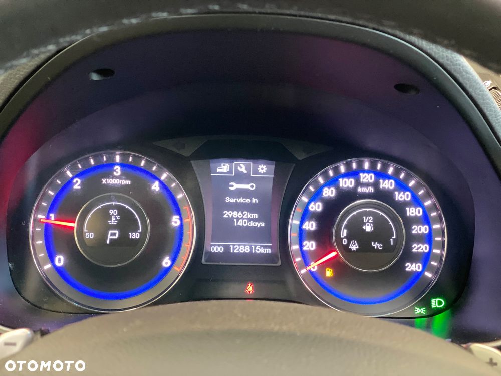 Hyundai i40 1.7 CRDi Premium DCT - 27