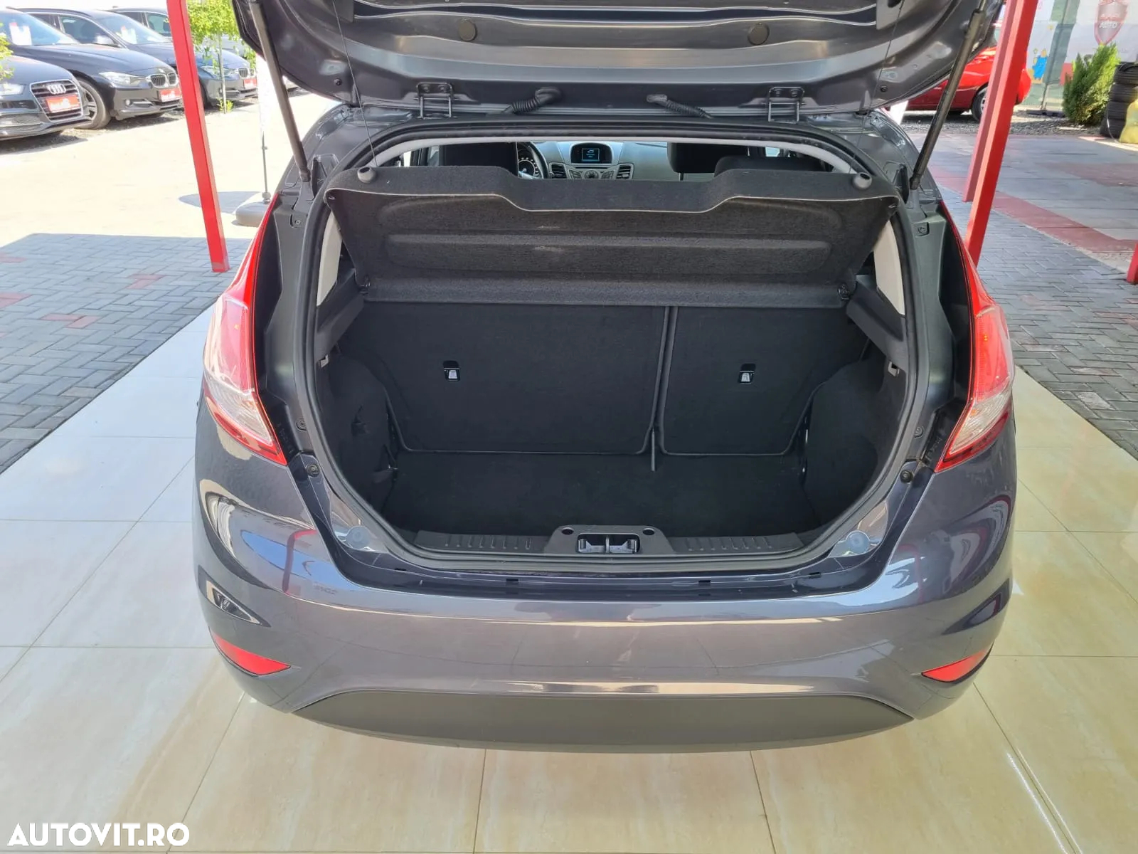 Ford Fiesta 1.0 Trend - 33
