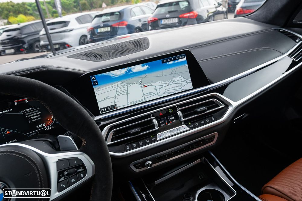 BMW X7 M50d - 27