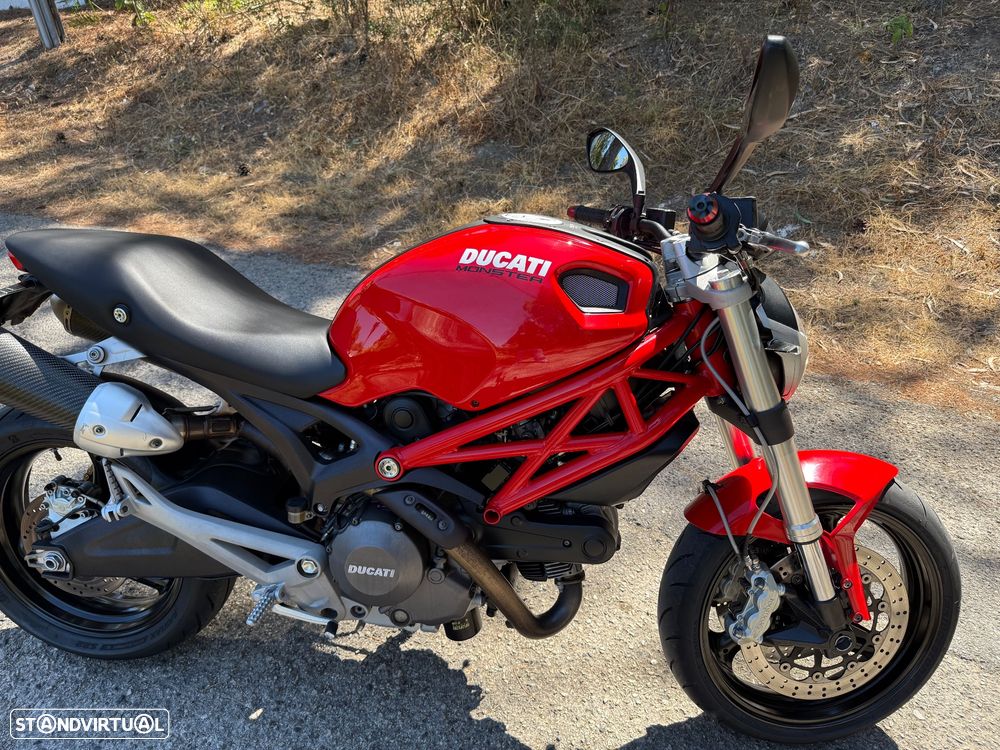 Ducati Monster 696 - 20