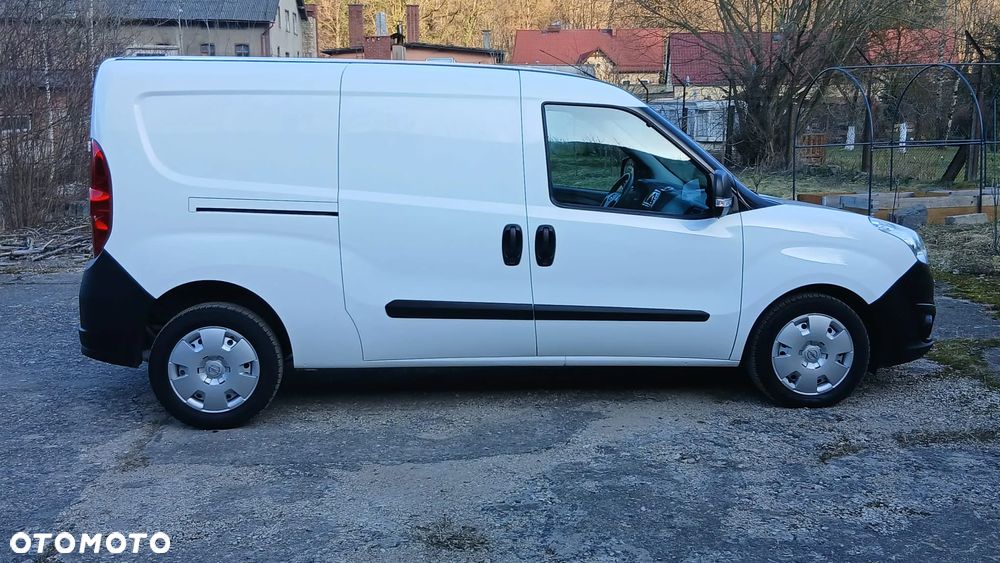 Opel COMBO - 8
