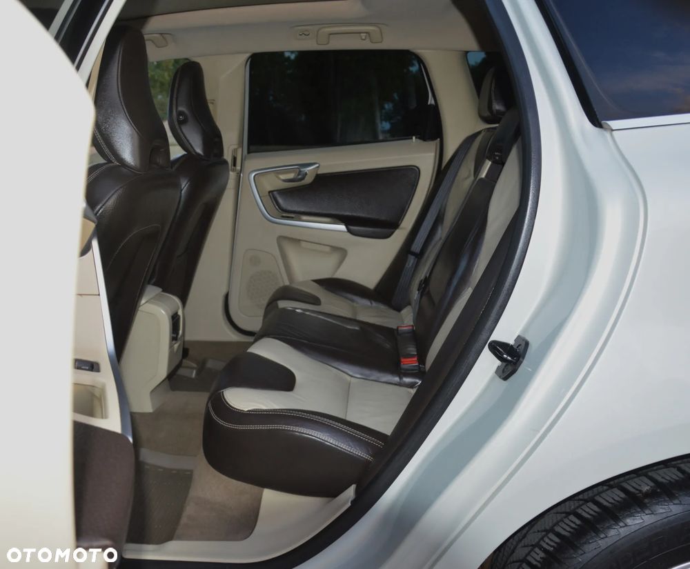 Volvo XC 60 - 35