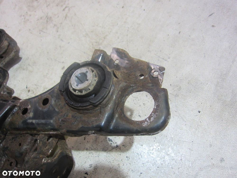 VOLVO XC90 II XC 90 2.0 T6 AWD TYLNE SANKI WÓZEK BELKA ZAWIESZENIE 31681543 - 9