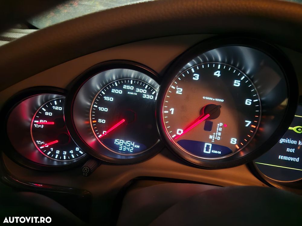 Porsche Panamera S PDK - 3