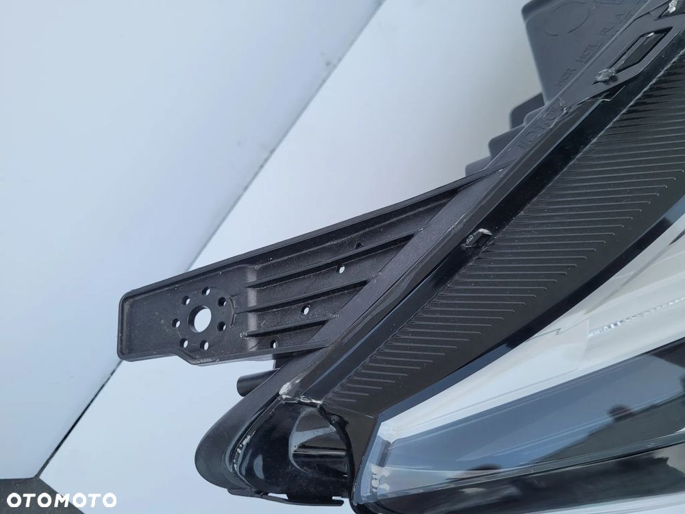 Dacia Sandero III lampa przód prawa full led biala - 6