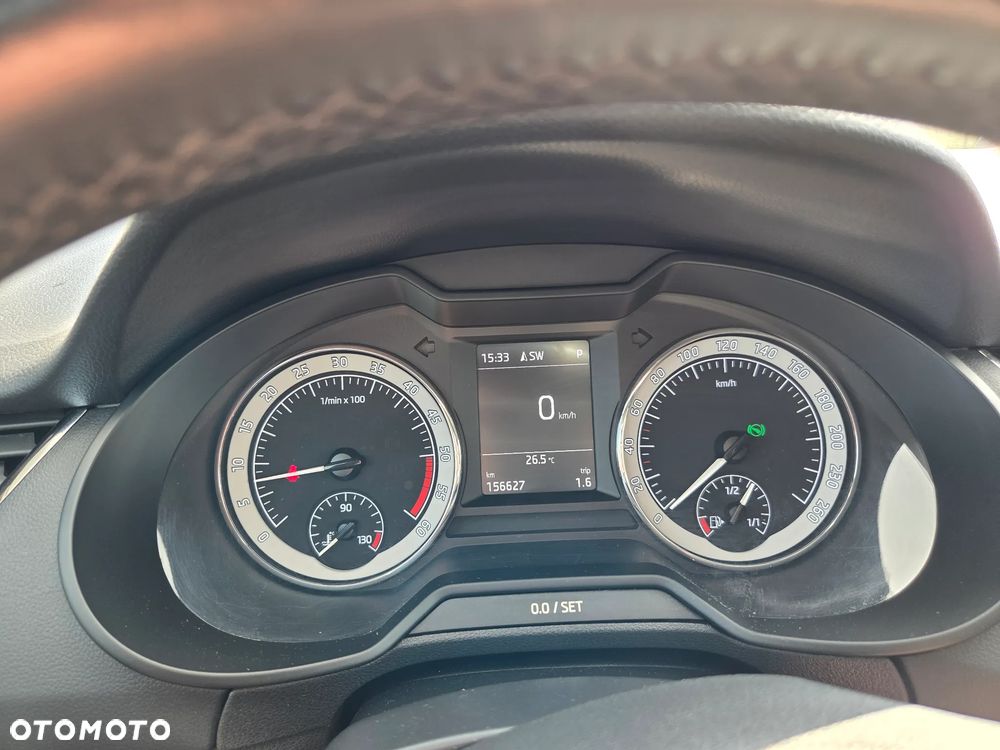 Skoda Octavia 2.0 TDI Ambition DSG - 10
