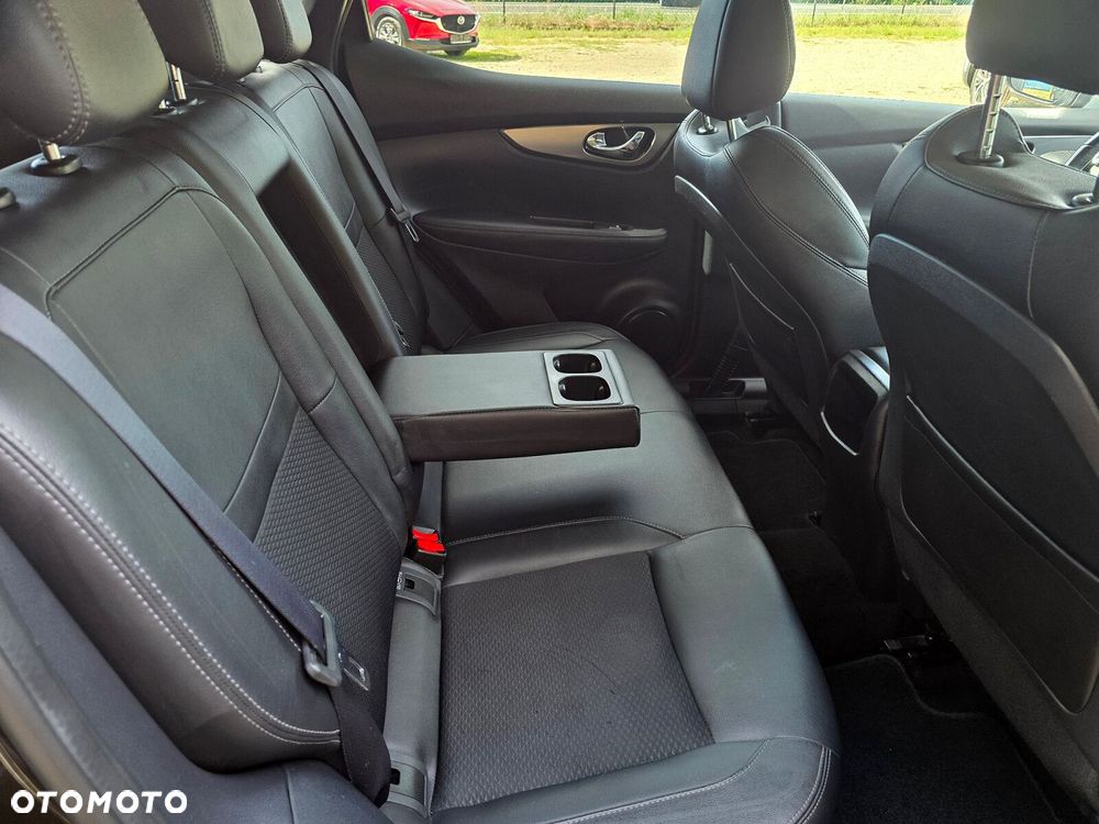 Nissan Qashqai - 17