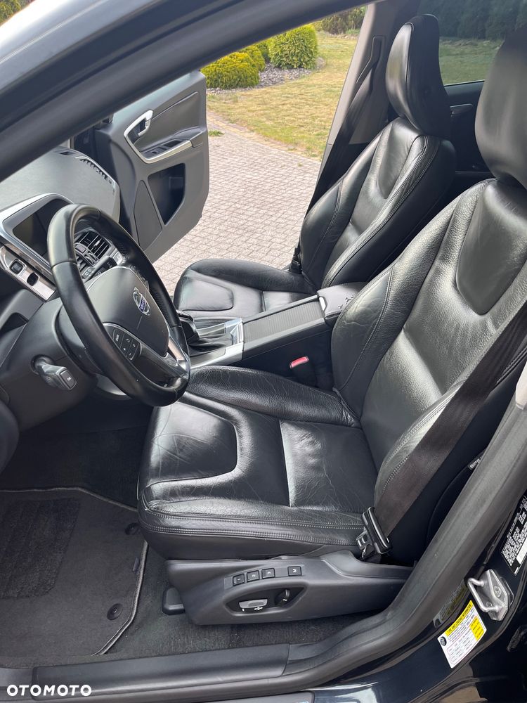 Volvo XC 60 - 31