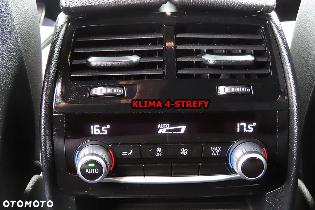 BMW Seria 5 520d xDrive Touring M Sport Edition - 26