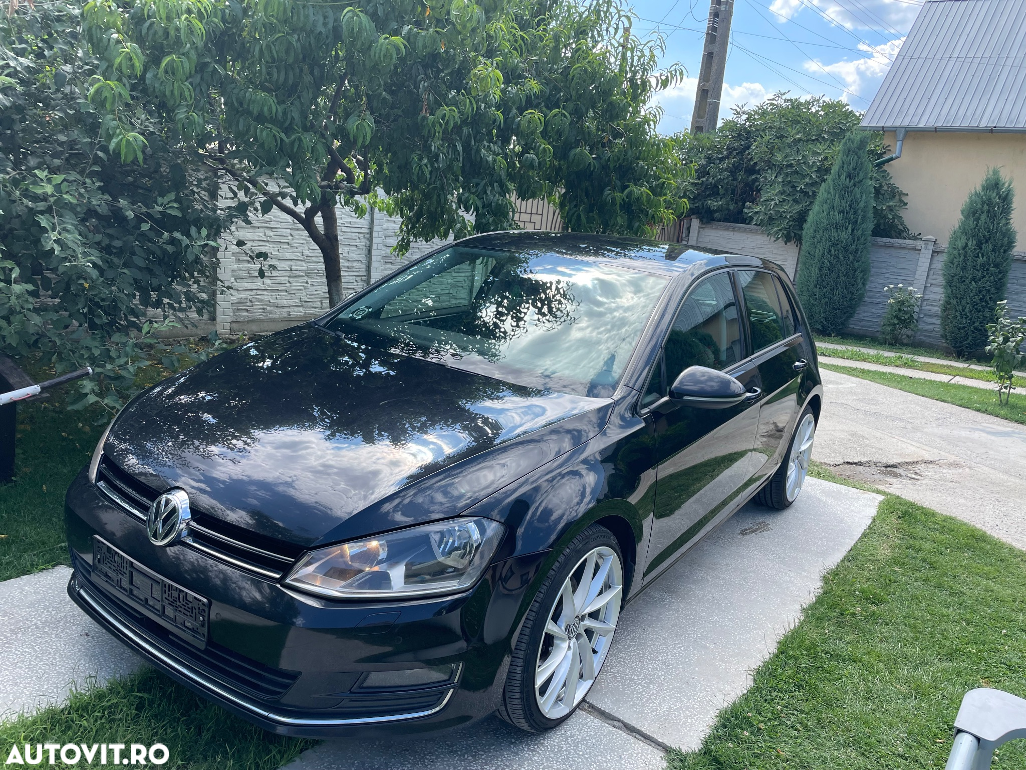 Volkswagen Golf - 13