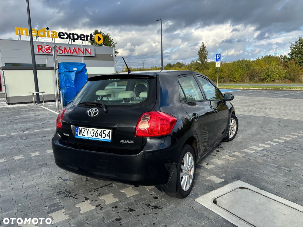 Toyota Auris - 5