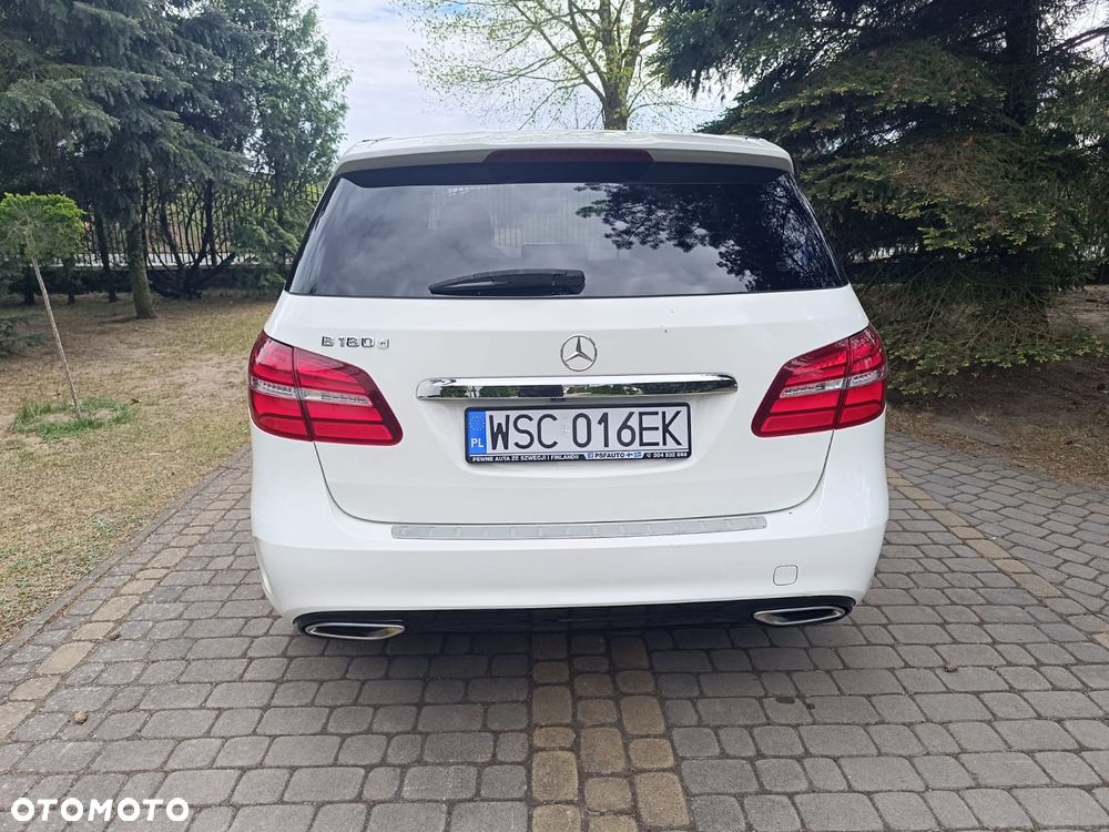 Mercedes-Benz Klasa B 180 (CDI) d 7G-DCT AMG Line - 3