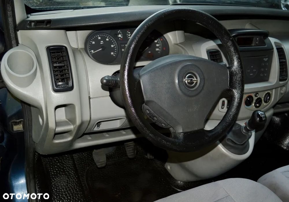 Opel VIVARO - 29