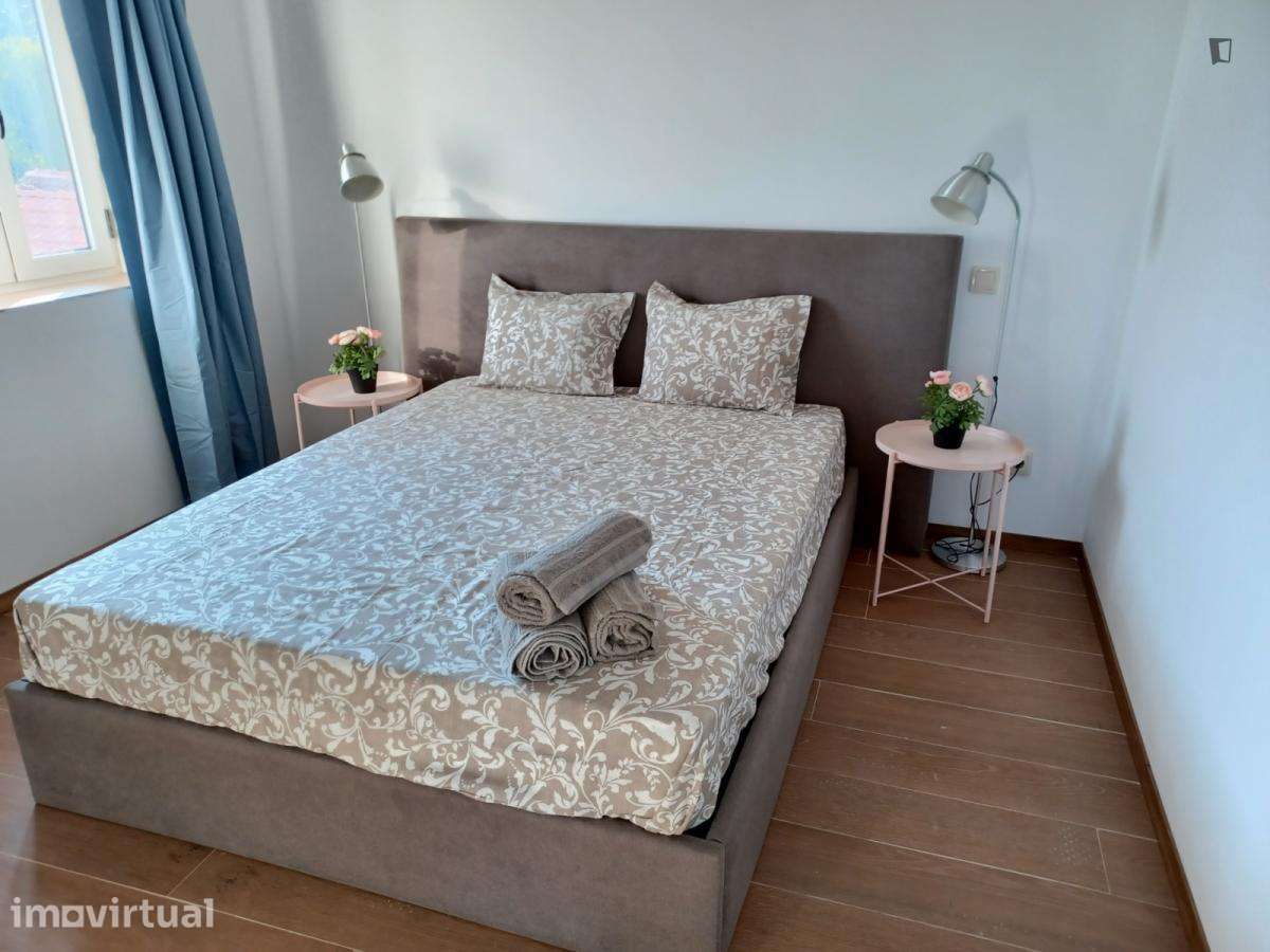 Apartamento com 1 quartos - localizado em Campanhã Porto - Grande imagem: 2/20