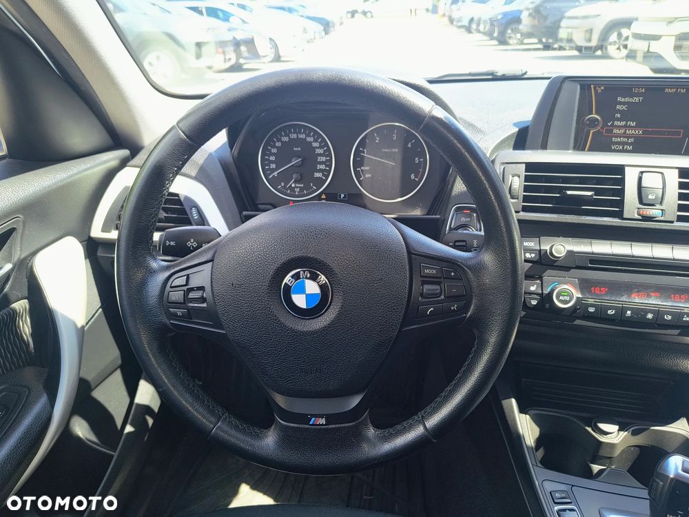BMW Seria 1 - 25