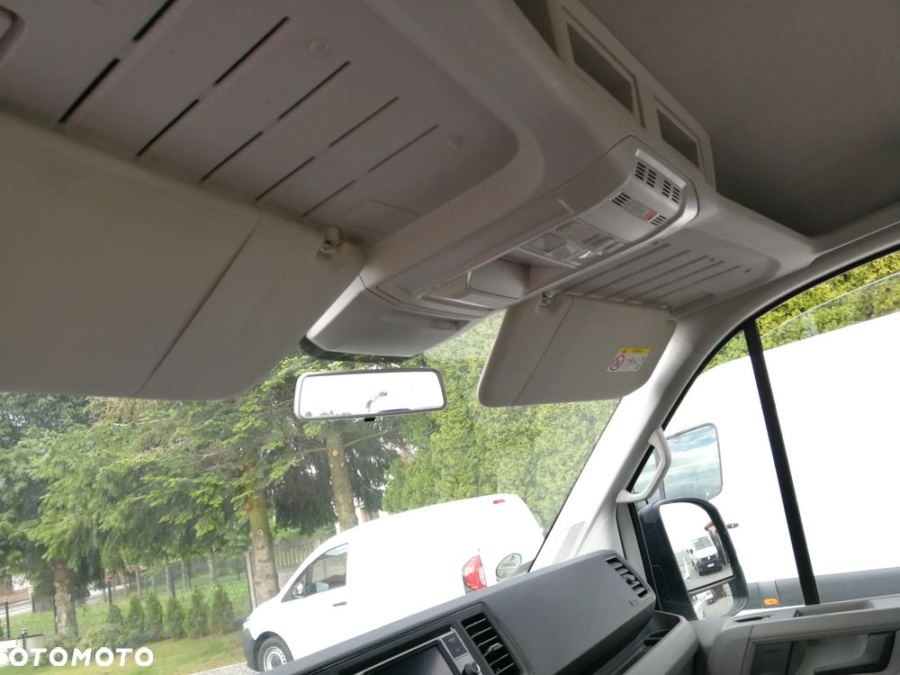 Volkswagen Crafter - 12