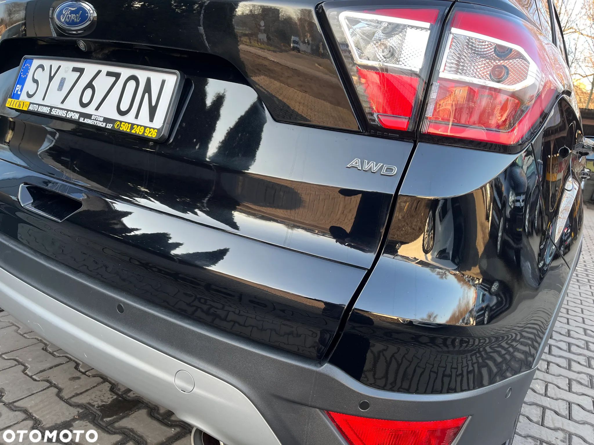 Ford Kuga 2.0 TDCi AWD Titanium - 1
