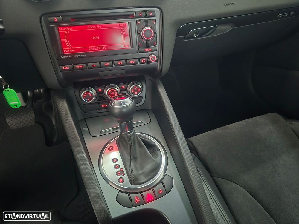 Audi TT Coupé 2.0 TDI quattro S tronic - 17