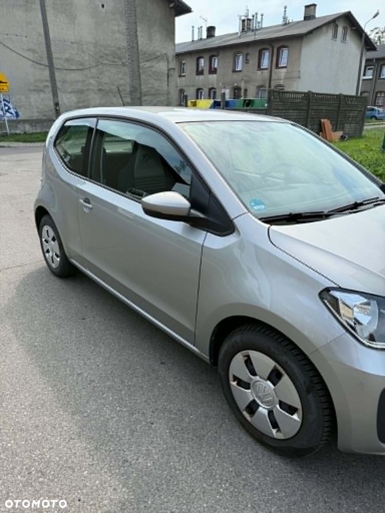 Volkswagen up! move - 3
