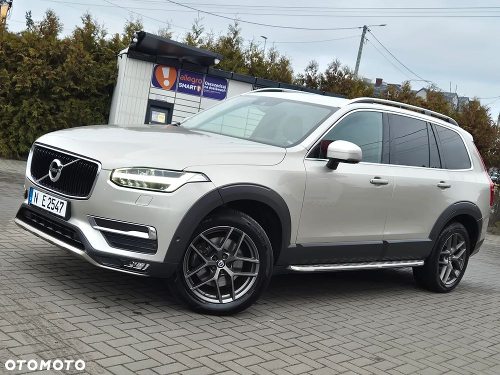 Volvo XC 90 D5 AWD Geartronic Momentum - 3