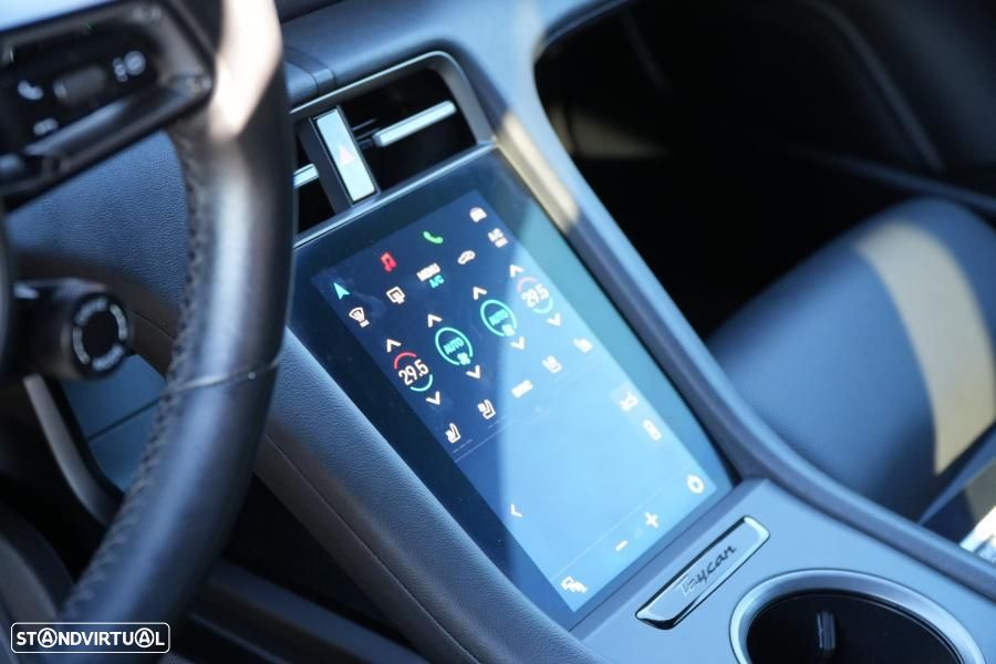 Porsche Taycan Sport Turismo bateria Performance Plus - 19