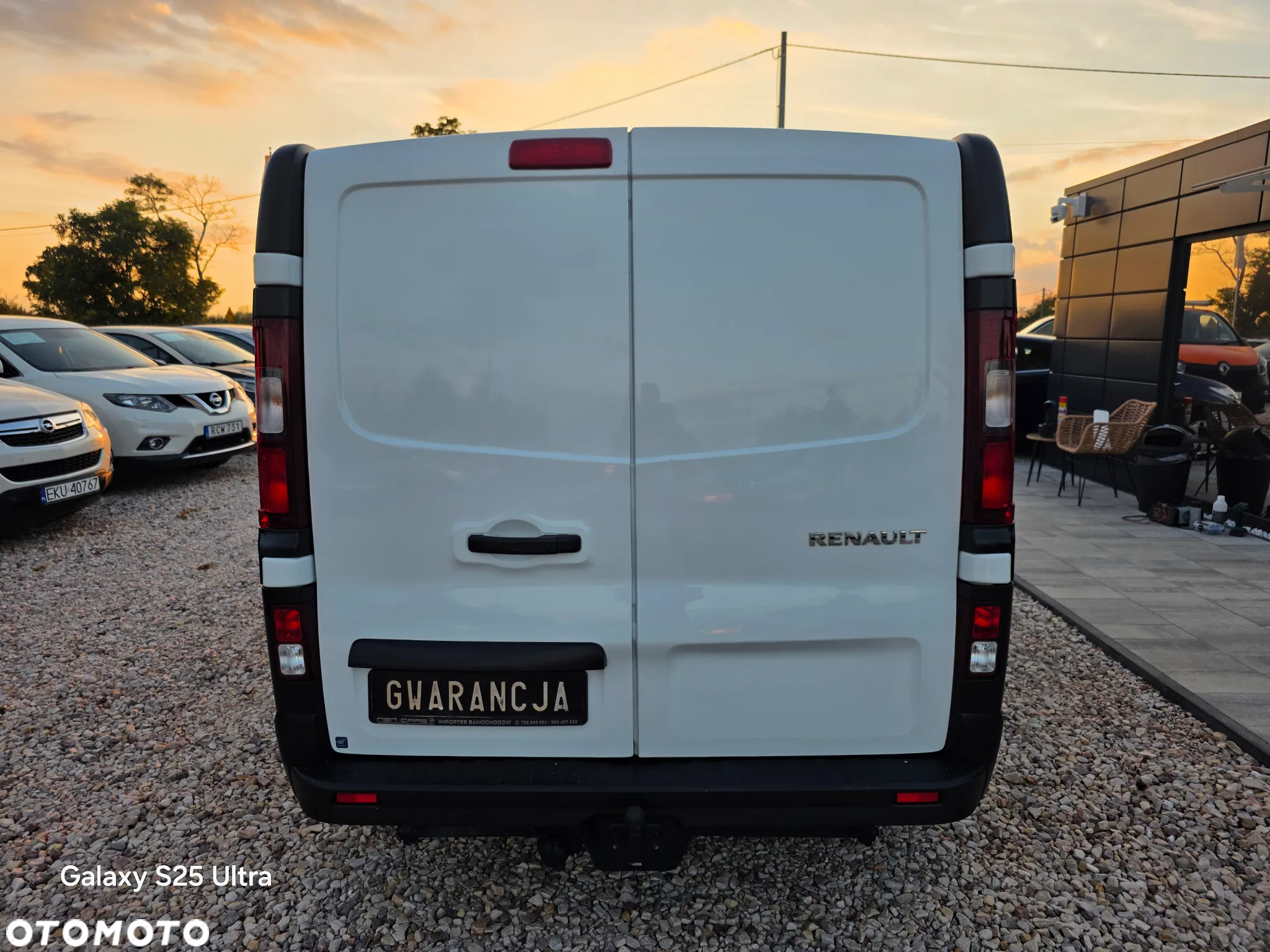 Renault Trafic - 14