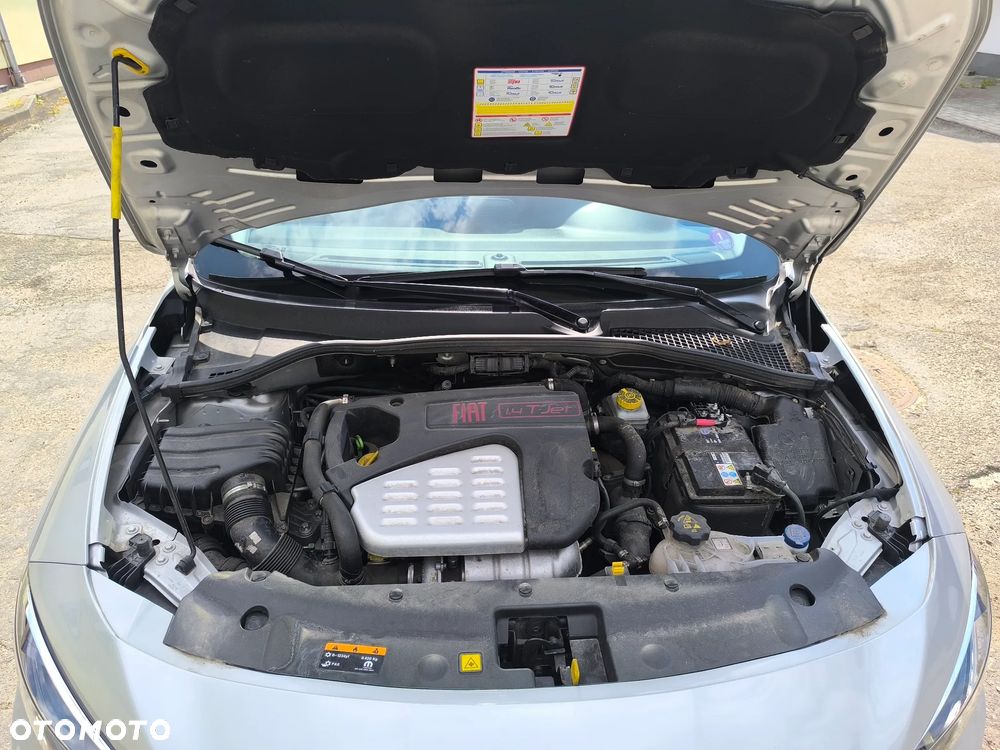 Fiat Tipo 1.4 T-Jet Lounge - 27