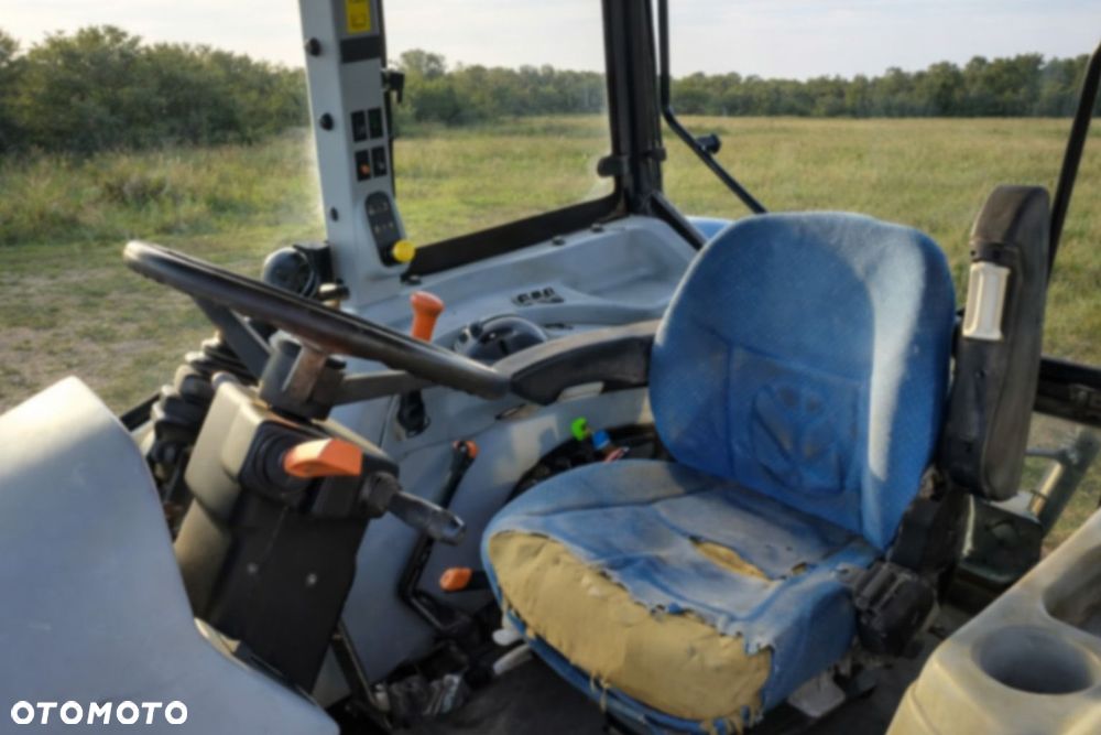 New Holland T5050 - 4