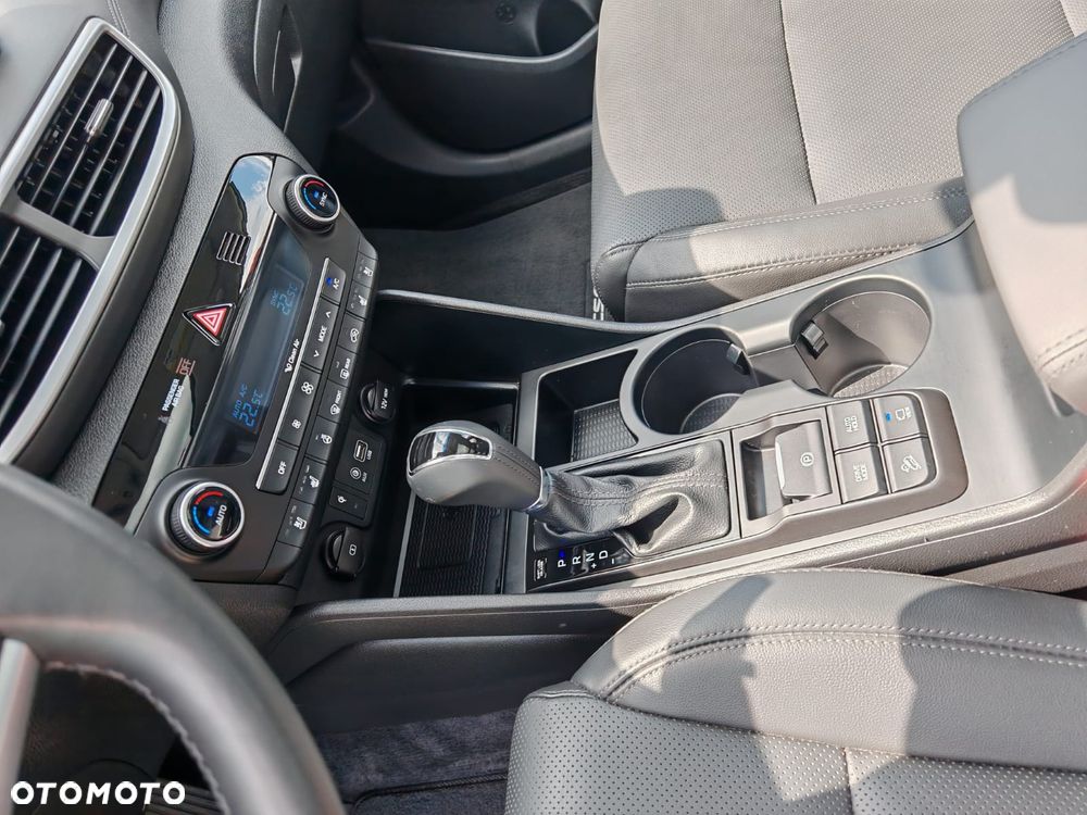 Hyundai Tucson - 13