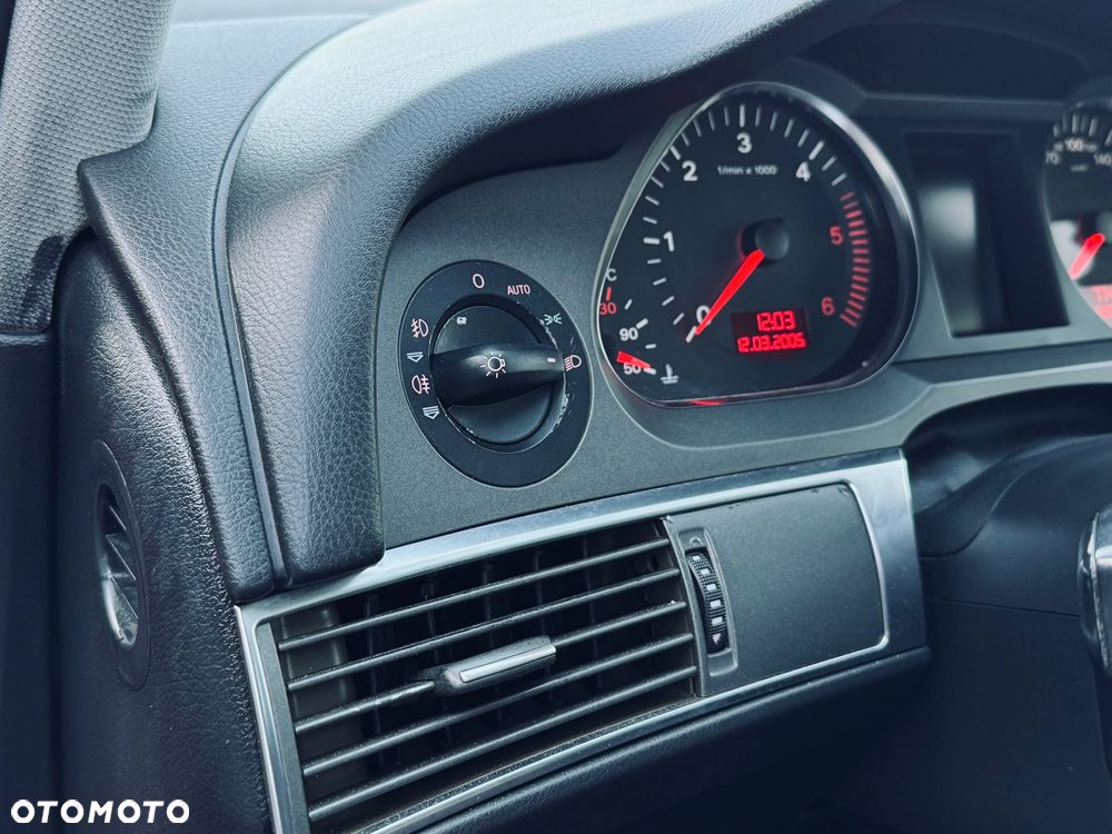 Audi A6 Avant 3.0 TDI tiptronic quattro - 22