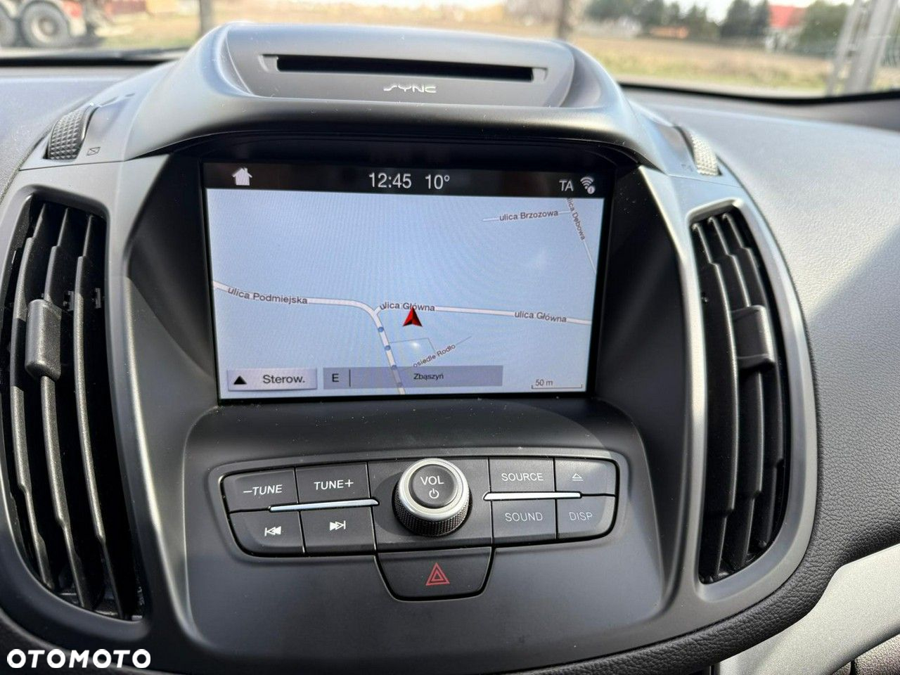 Ford Kuga - 8